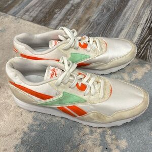 Men’s Reebok size 10